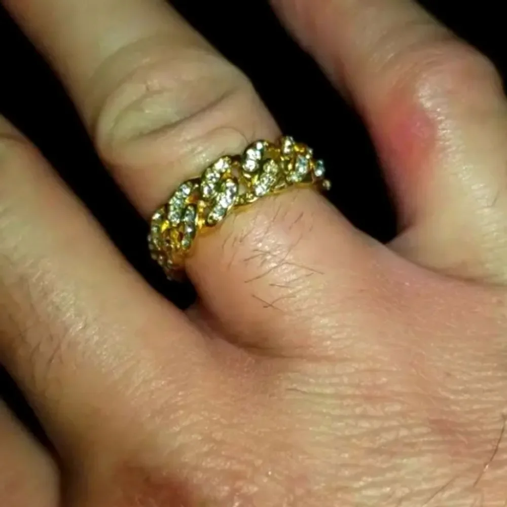 Vintage Mens Simulated Diamond chain ring